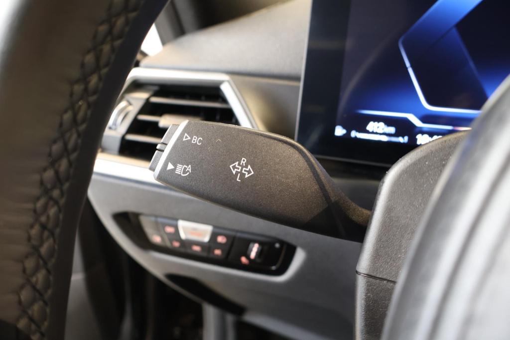 BMW 3-serie touring 330i high executive m sport, adaptive cruise, widescree