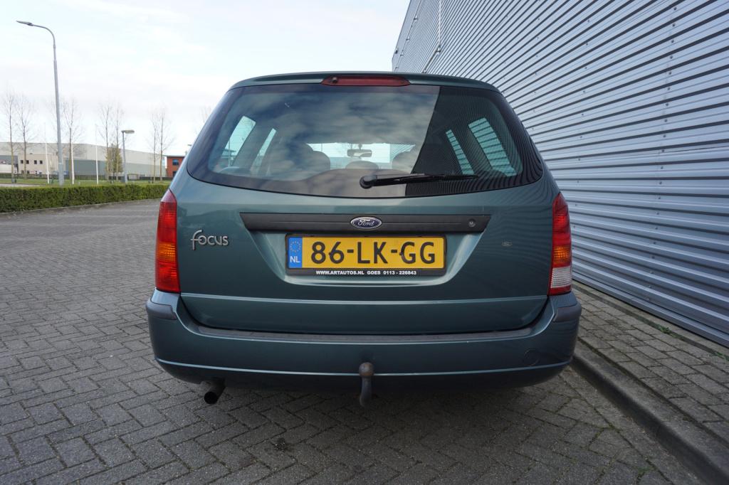 Ford Focus wagon 1.6-16v cool edition airco / elektr. ramen / trekhaak / lm