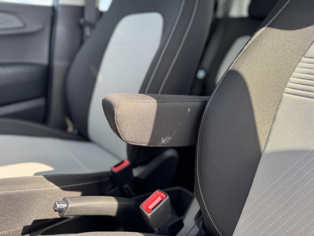 Hyundai I 10 1.0 premium | navigatie | camera | cruise & climate control | 