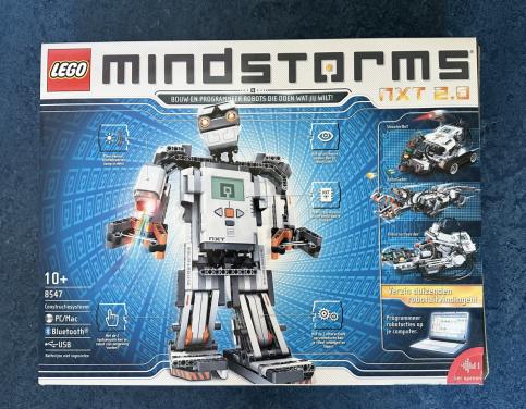 LEGO Mindstorms NXT 2.0