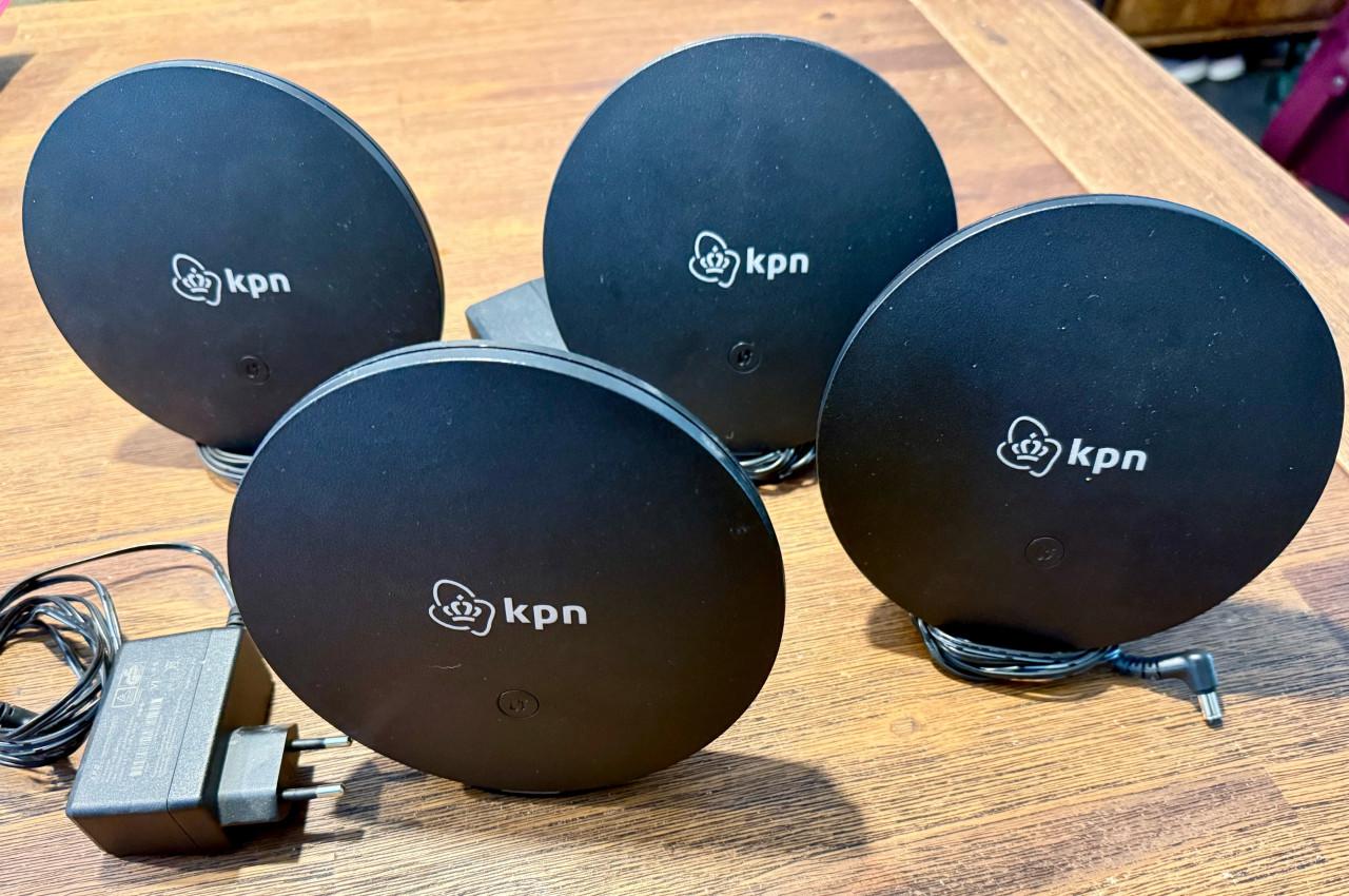 KPN SUPER WIFI VERSTERKERS 4 stuks