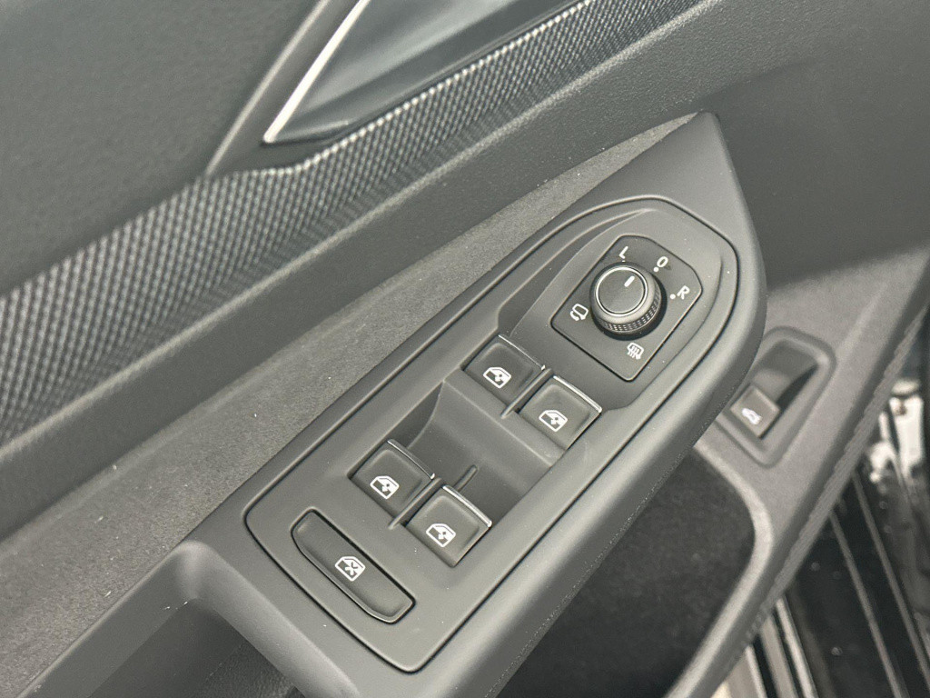 Volkswagen Golf variant r-line-edition 1.5 etsi 85 kw / 116 pk variant 7 v