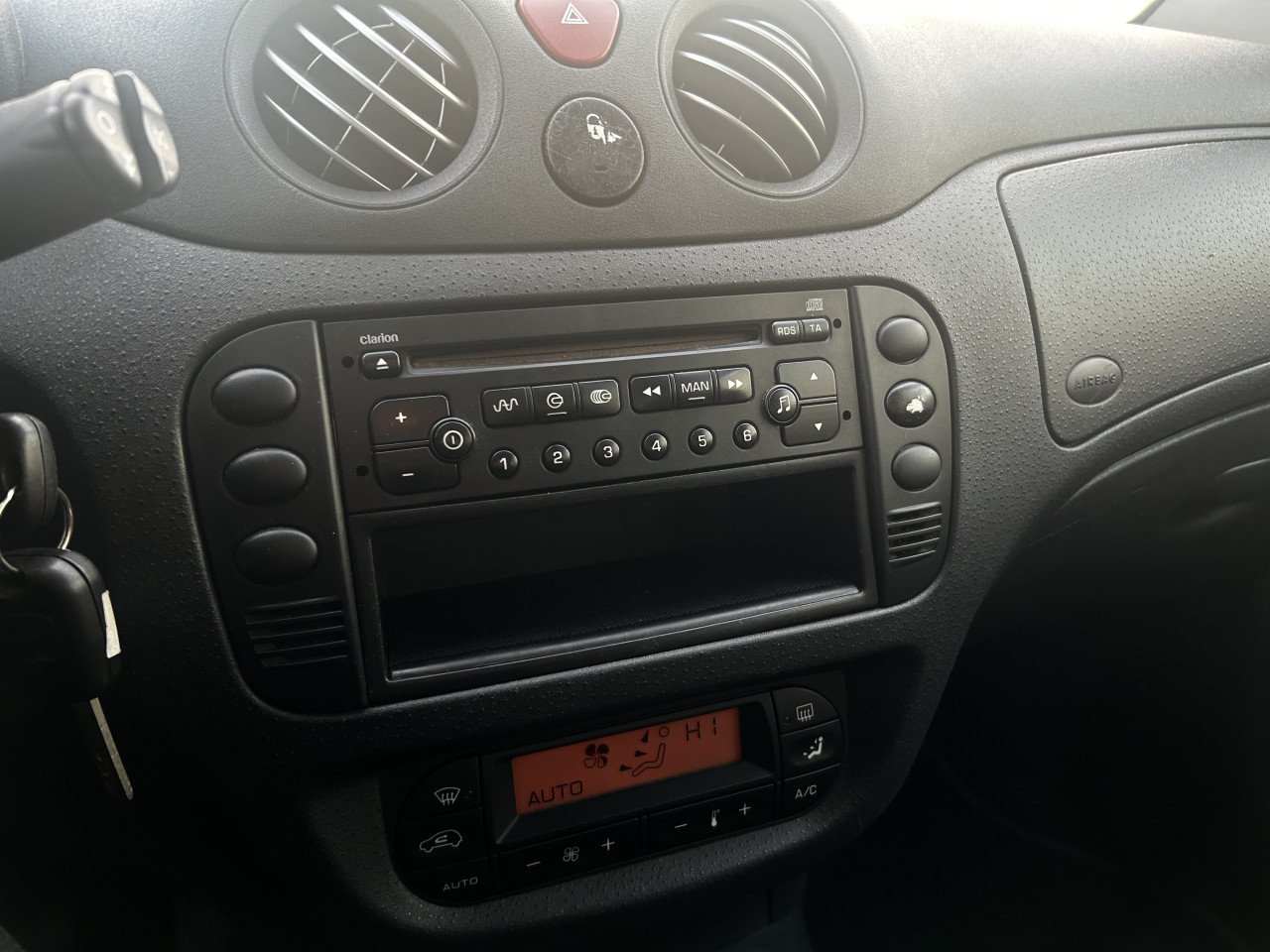 Citroen C2 1.4i Plaisir/JAAR APK/NAP/AIRCO/CRUISE CONTR/