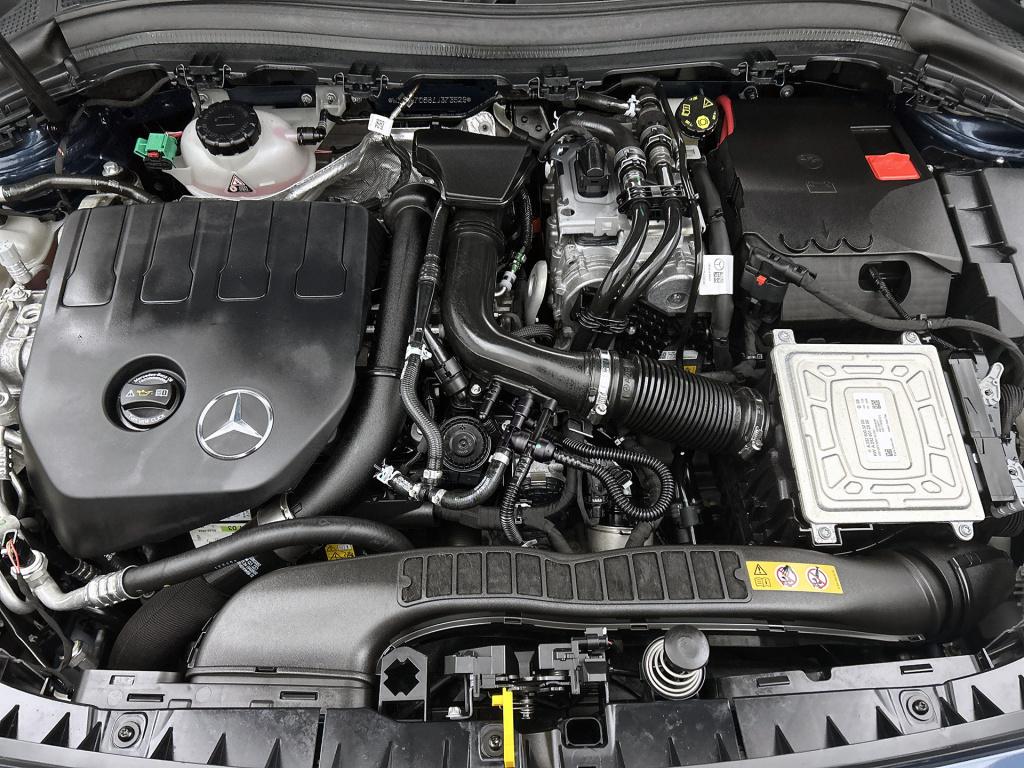 Mercedes-Benz B-Klasse 250 e amg line | amg line | stoelverwarming | adapti