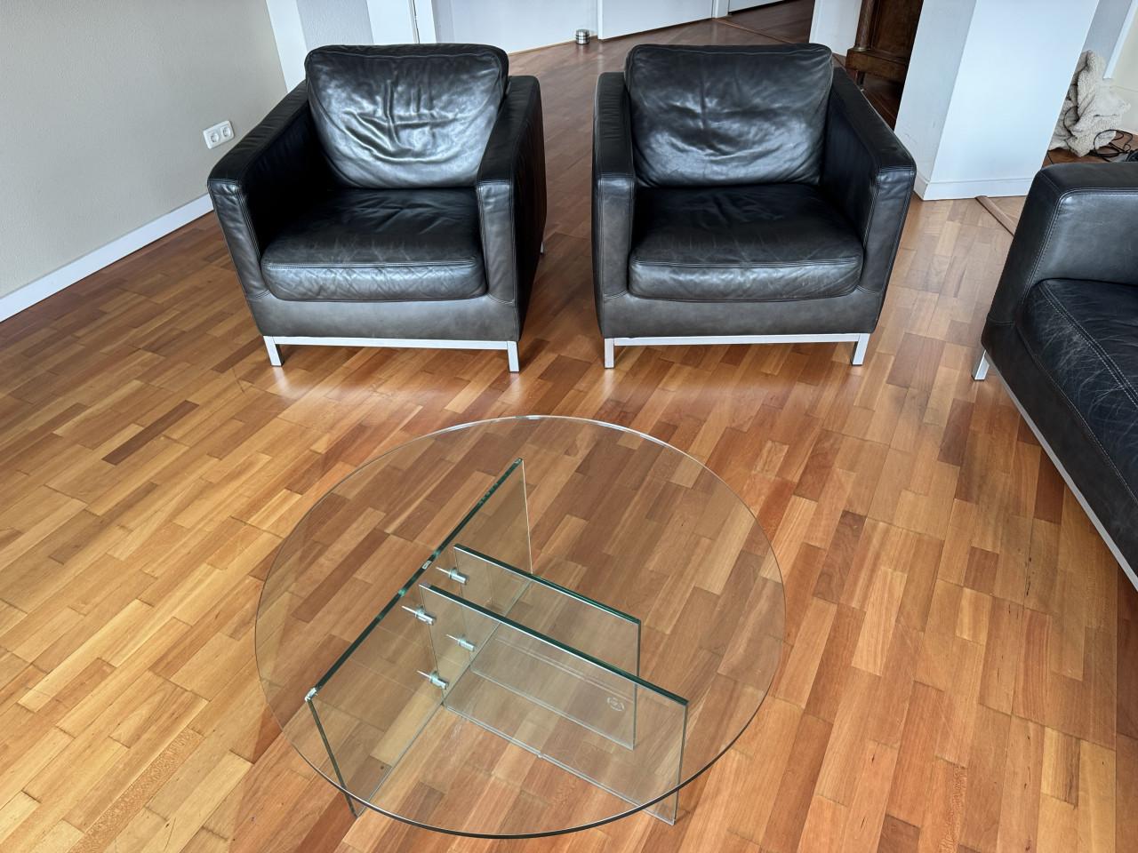 Bankstel bestaande uit 3 zitsbank en 2 stoelen