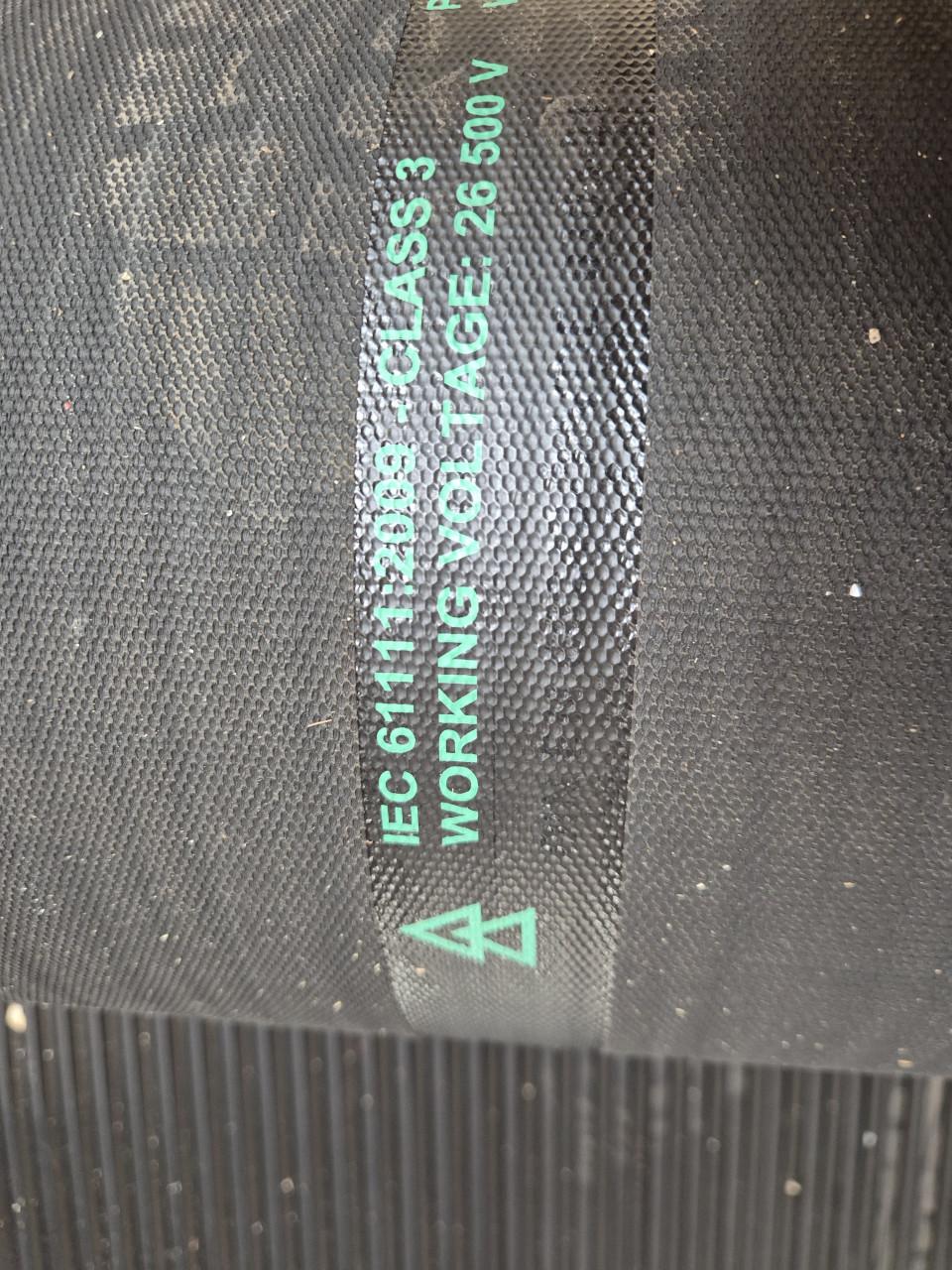 Rubber mat, class 3, elektrisch isolerend