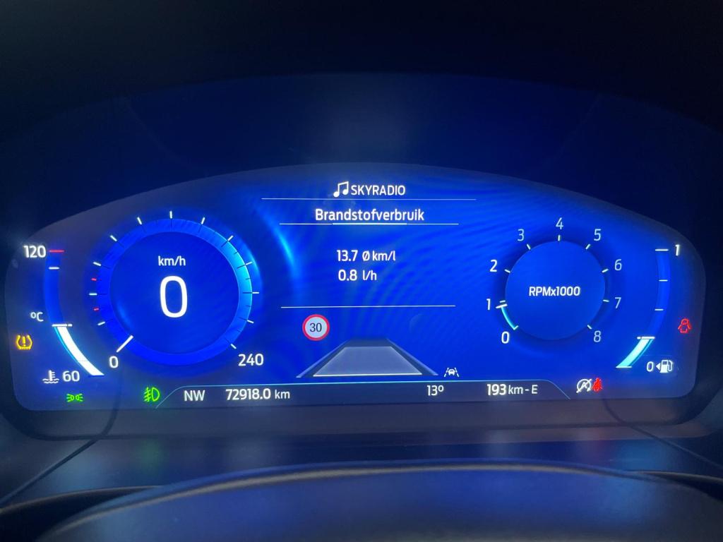 Ford Kuga 1.5 ecoboost st-line x | trekhaak | climate |