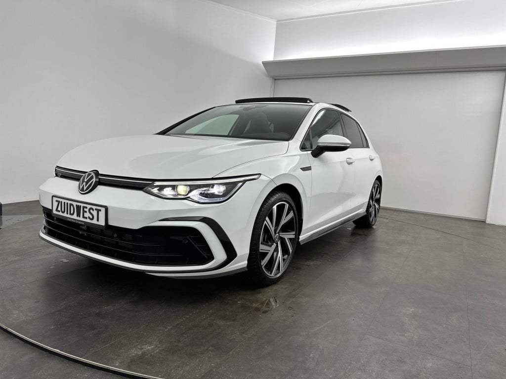 Volkswagen Golf 1.5 etsi r-line pano acc iq camera sfeer