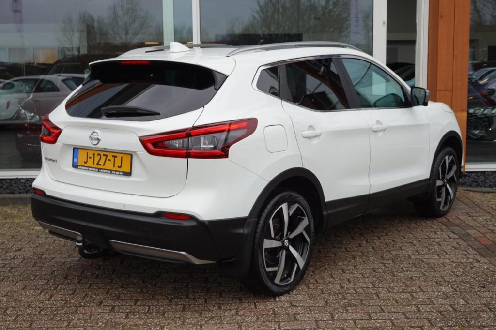 Nissan Qashqai 1.2 tekna +