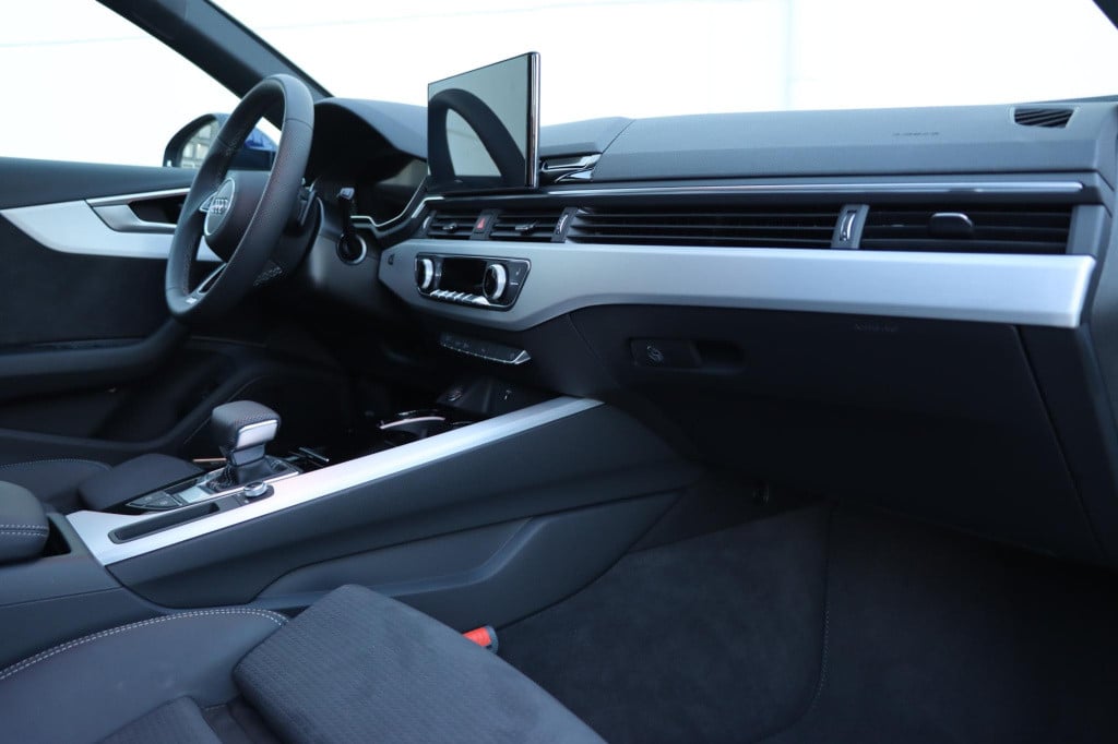 Audi A4 avant 35 tfsi s edition competition