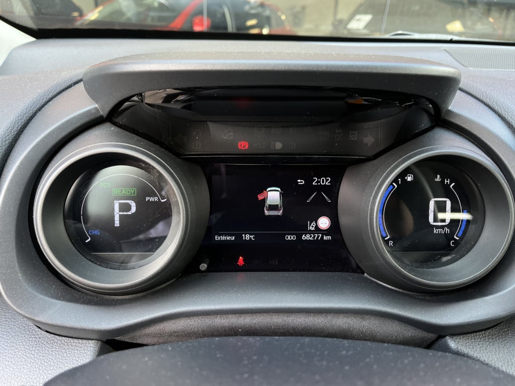 Toyota Yaris Cross 1.5 hybrid active | climate | cruise | camera | apple / 