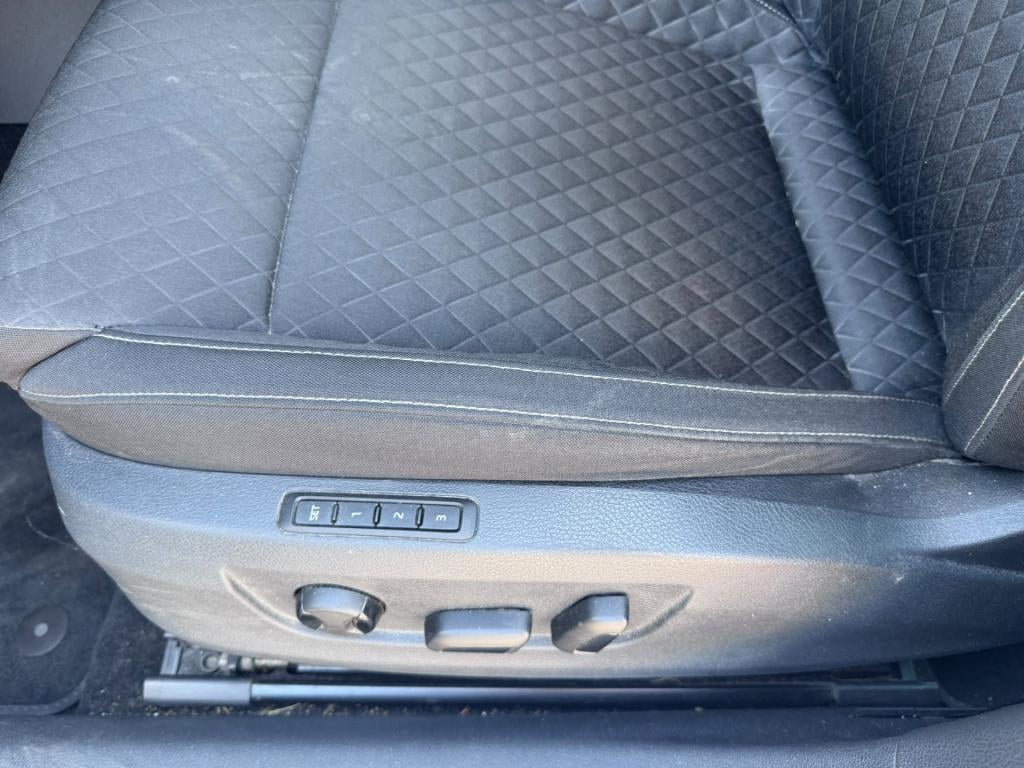 Skoda Superb combi 1.4 tsi iv business edition plus