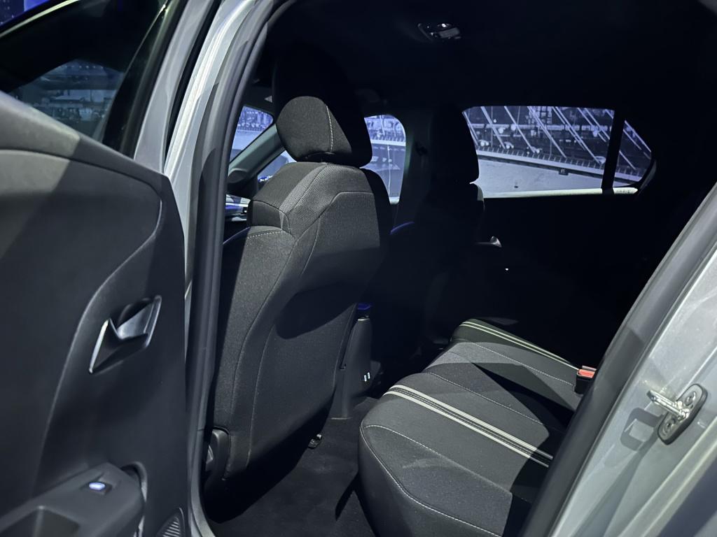 Opel Corsa 1.2 turbo gs*carplay*camera*led*clima*
