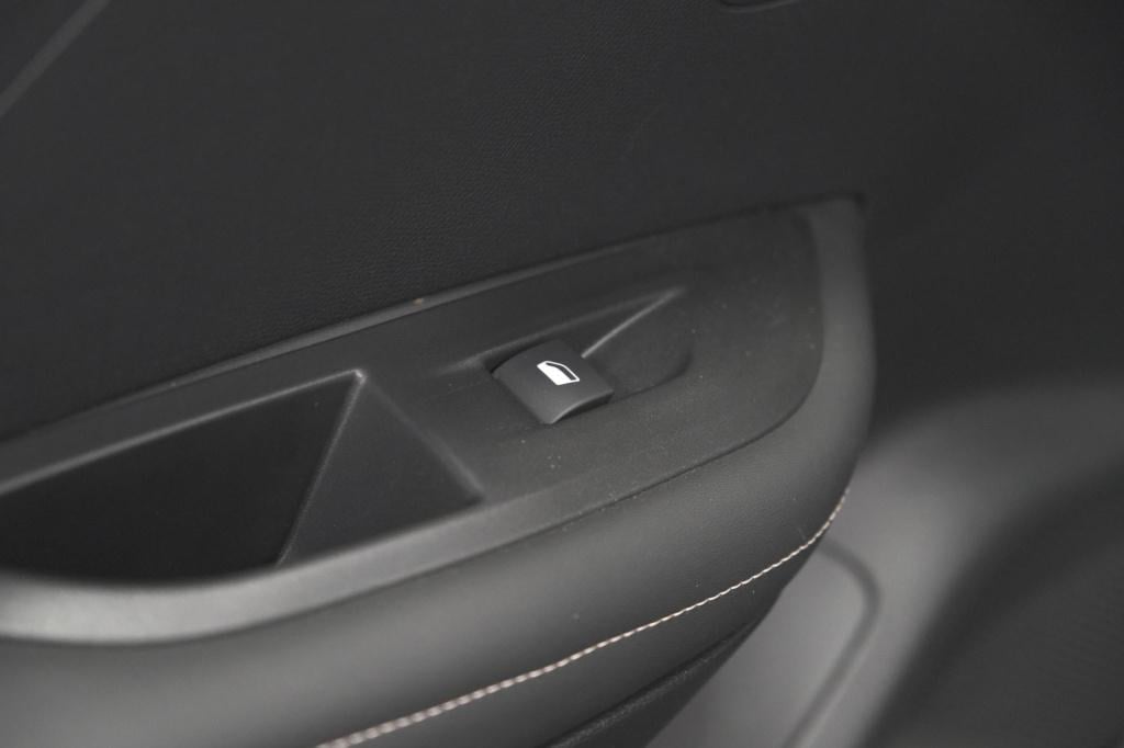 Peugeot 2008 puretech 130 eat8 allure | 360 camera | adaptieve cruise contr