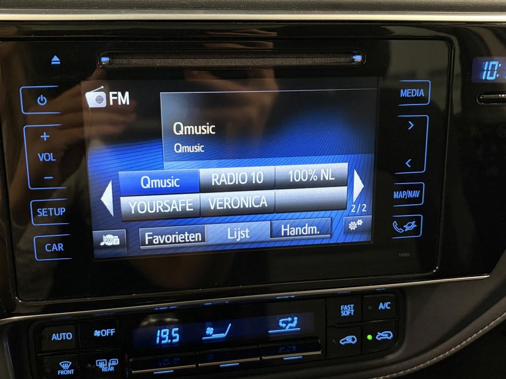 Toyota Auris 1.2t volcano edition