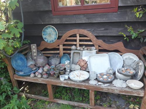 Betonnen schalen en bakjes