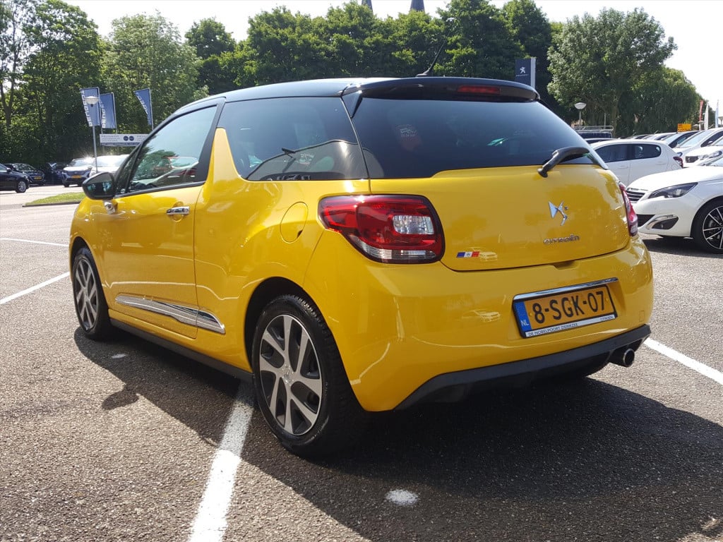 Citroen DS3 1.2 vti 82pk so chic navigatie | cruise & climate control | par