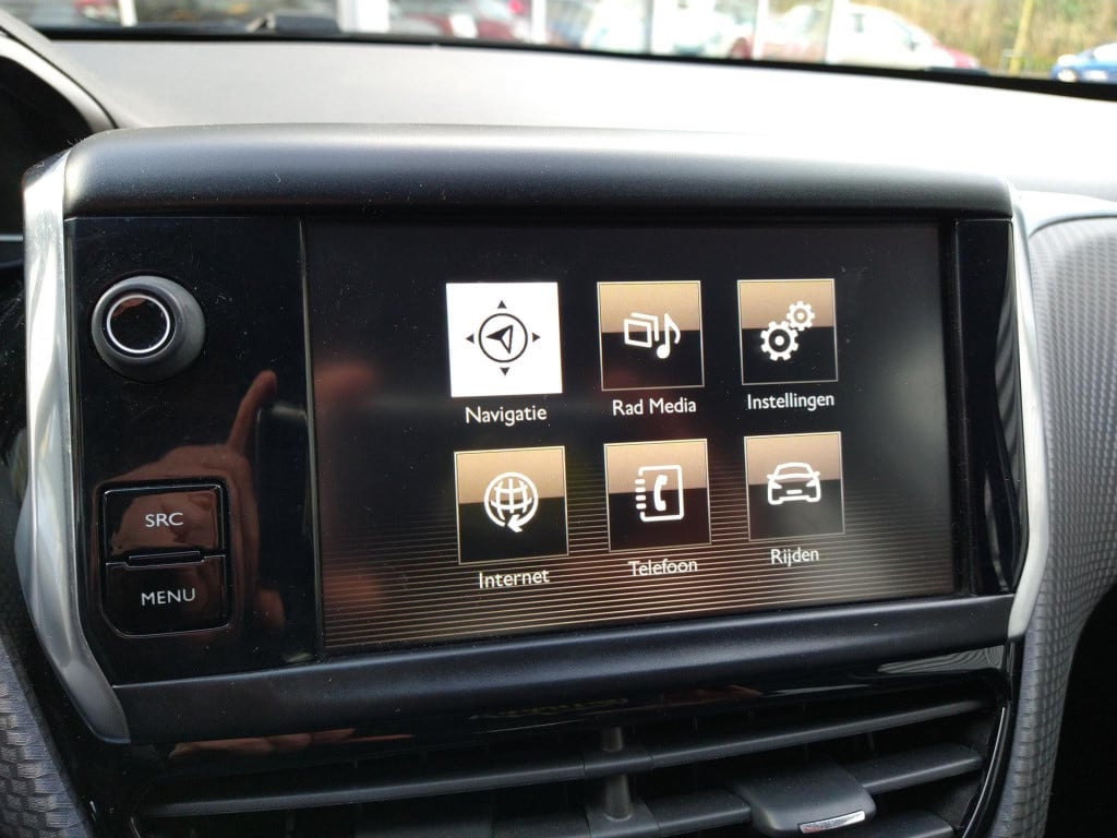Peugeot 2008 suv 1.2 active clima/nav/park/trekhaak