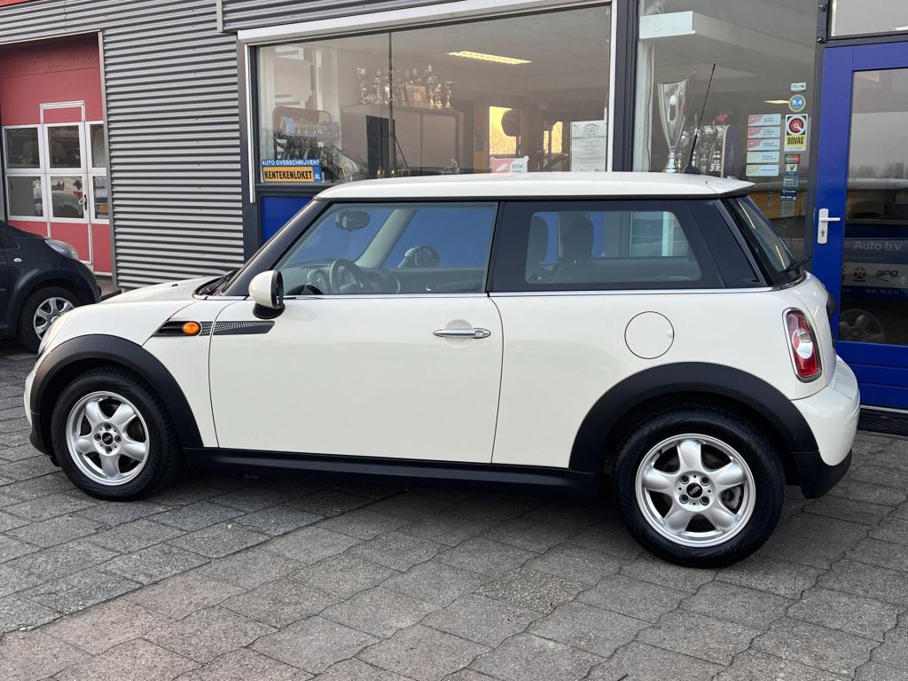 Mini One mini 1.6 minimalist business line, airco, lm-velgen enz.