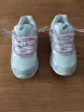 Asics SportStyle Gel unisex sneakers