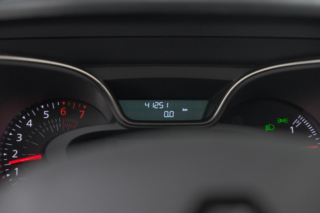 Renault Captur tce 150 edc initiale paris | trekhaak | camera | panoramadak