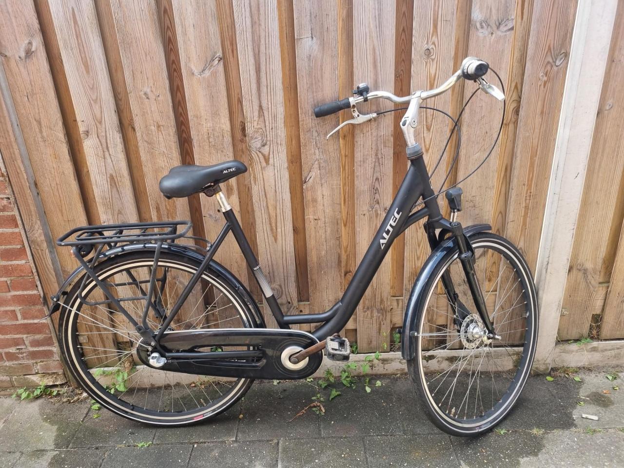 Damesfiets ALTEC -zwart -3- versnellingen