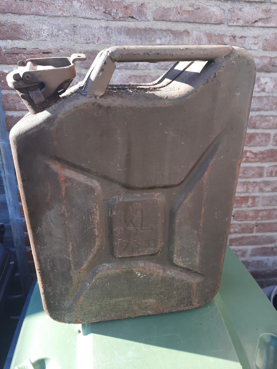 Leger jerrycan