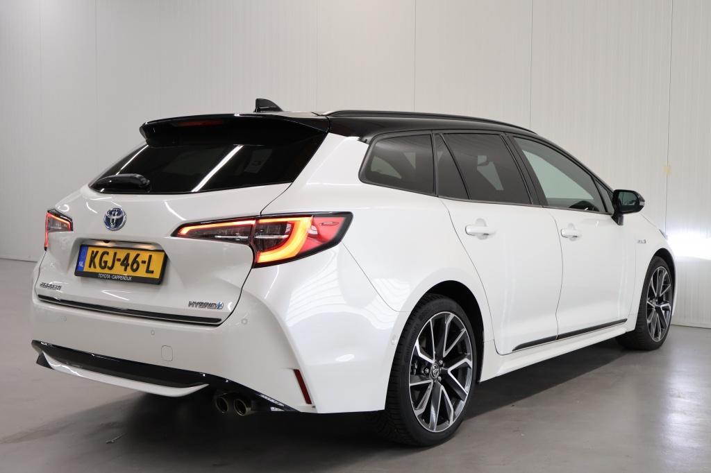 Toyota Corolla Touring Sports 2.0 hybrid executive