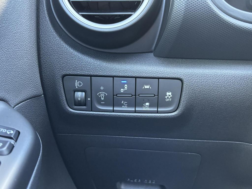 Hyundai Kona ev limited 64 kwh