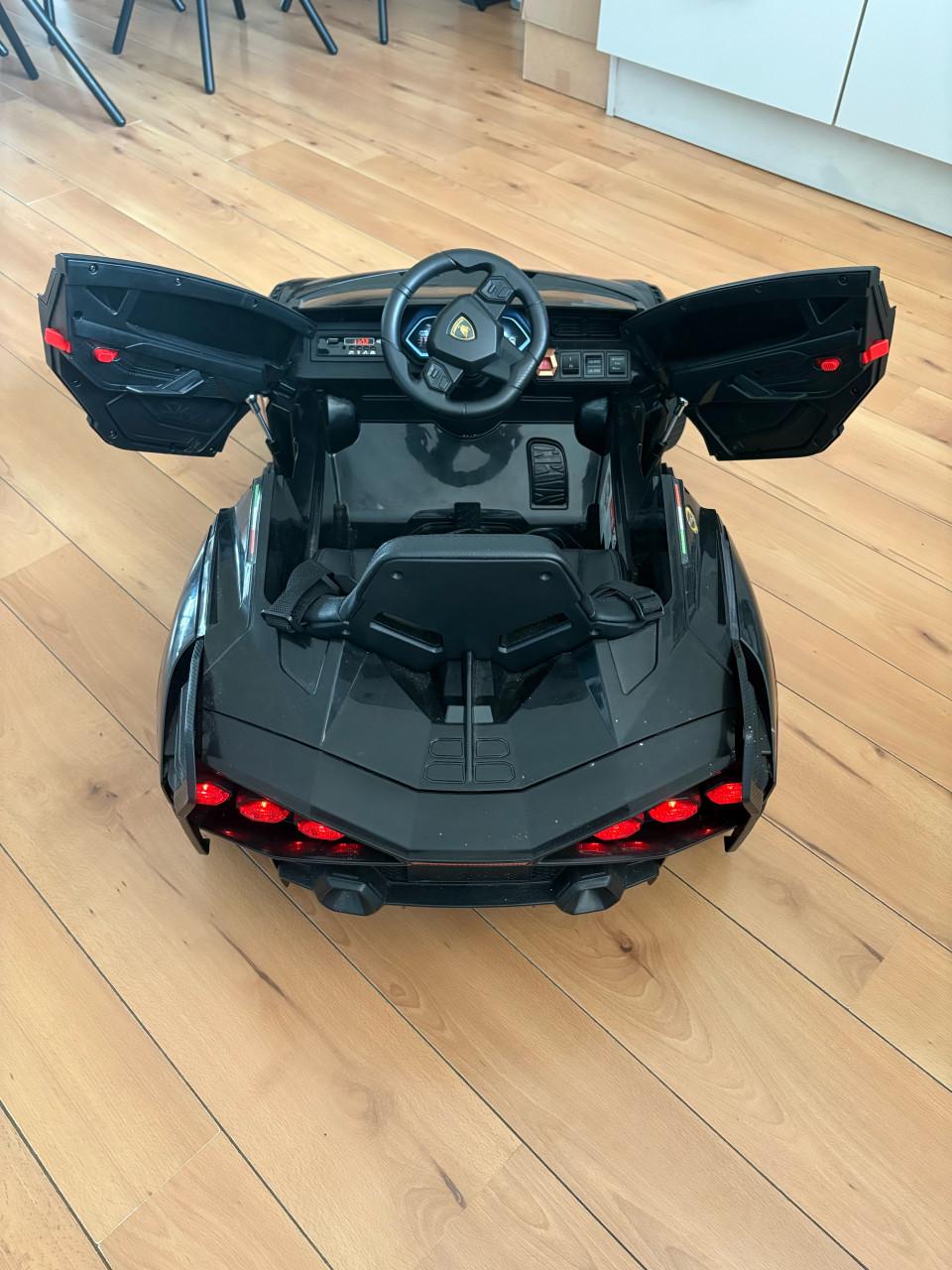 Elektrische kinderauto Lamborghini Sian met afstandsbediening