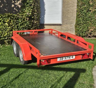 Mooie Aanhanger / Autoambulance