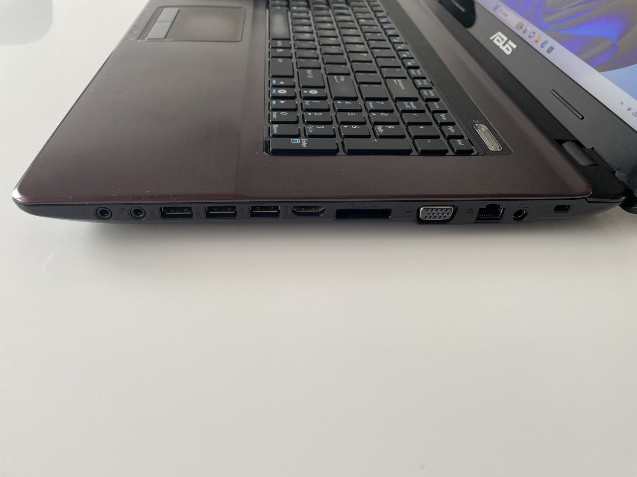 Asus 17 inch laptop | Windows 11 SSD 8GB Office en nieuwe muis