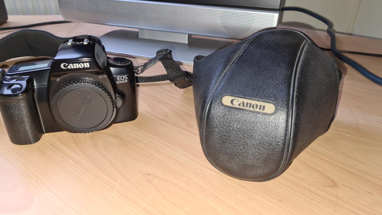 Canon EOS 1000 F fotocamerabody