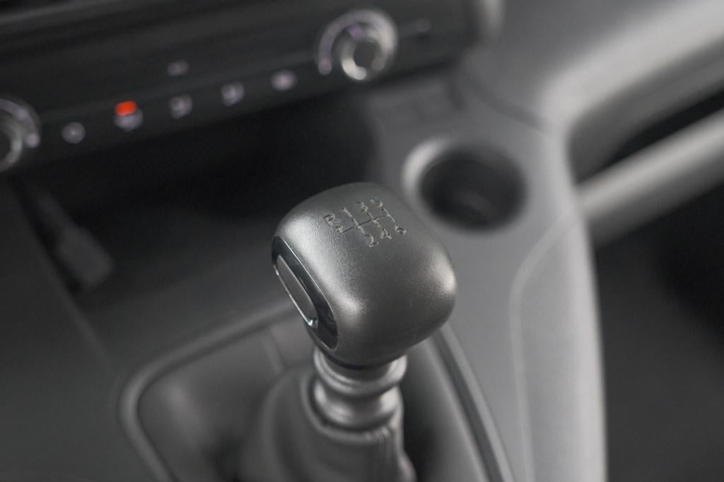 Peugeot Partner 1.5 bluehdi 100 s&s l1 | trekhaak | camera | apple carplay 