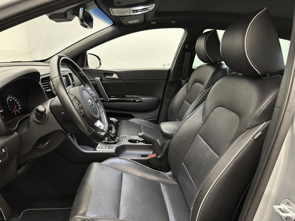 Kia Sportage 1.6 t-gdi gt-line | panoramadak | trekhaak | stuur- en stoelve