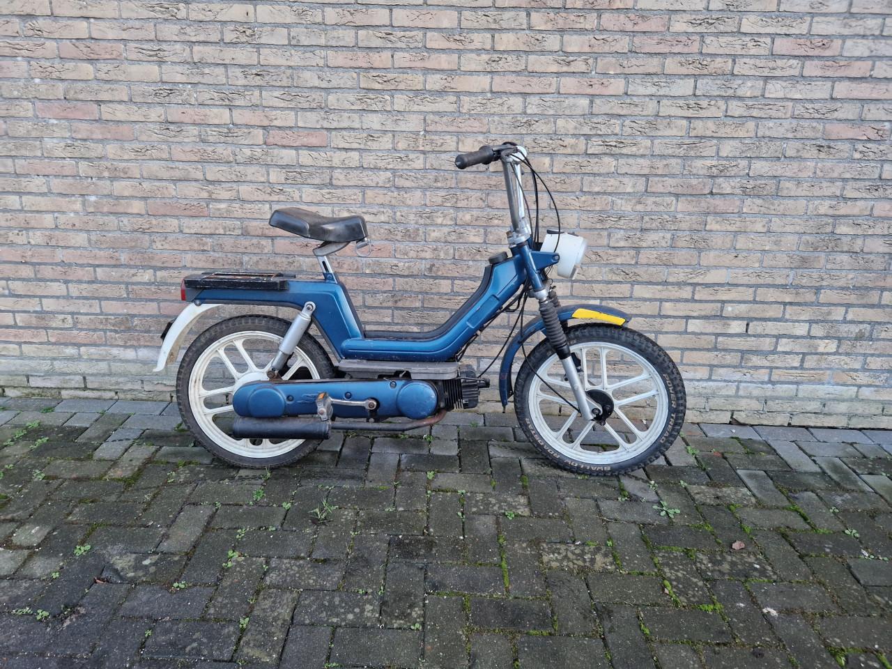 Vespa Si met kenteken