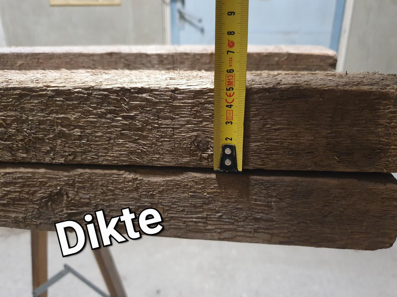 6 lengtes hout dik 23,6m van oud grenen balken.
