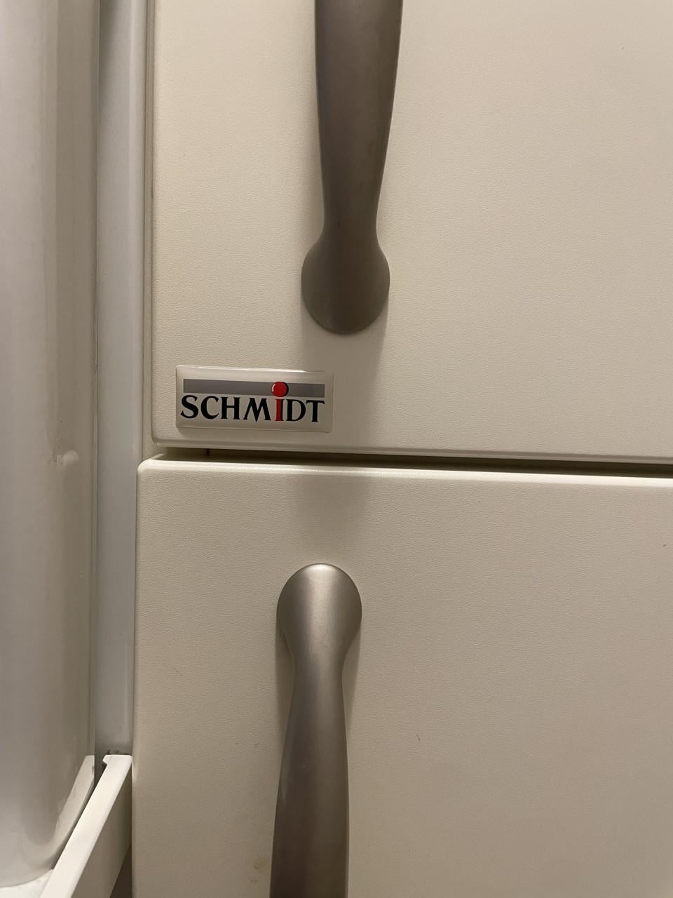 Grote hoge keukenkast Schmidt