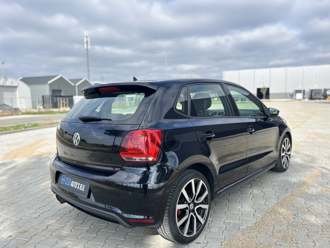 Volkswagen Polo 1.4 TSI GTI/DSG/CARPLAY/APK/CRUISE CONTR