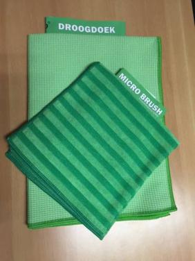 Raamdoeken set Groene Beer Goed resultaat en Lage prijs.
