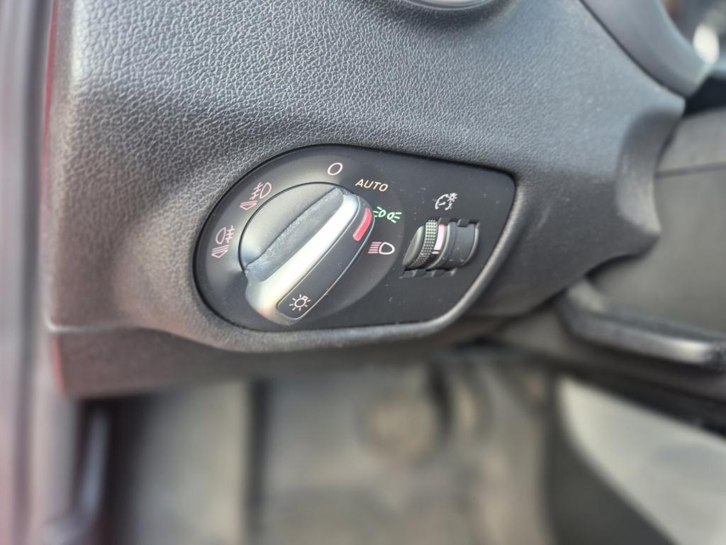 Audi A1 1.4 tfsi 119g. ambition pro line business