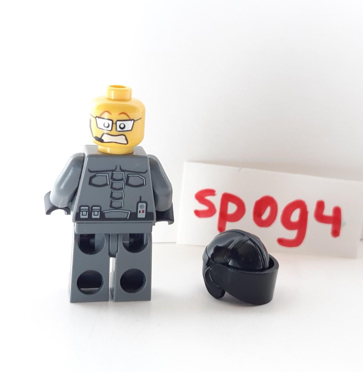 LEGO Minifigures Space Police 3: Officer 1, 2, 7, 10 en 14