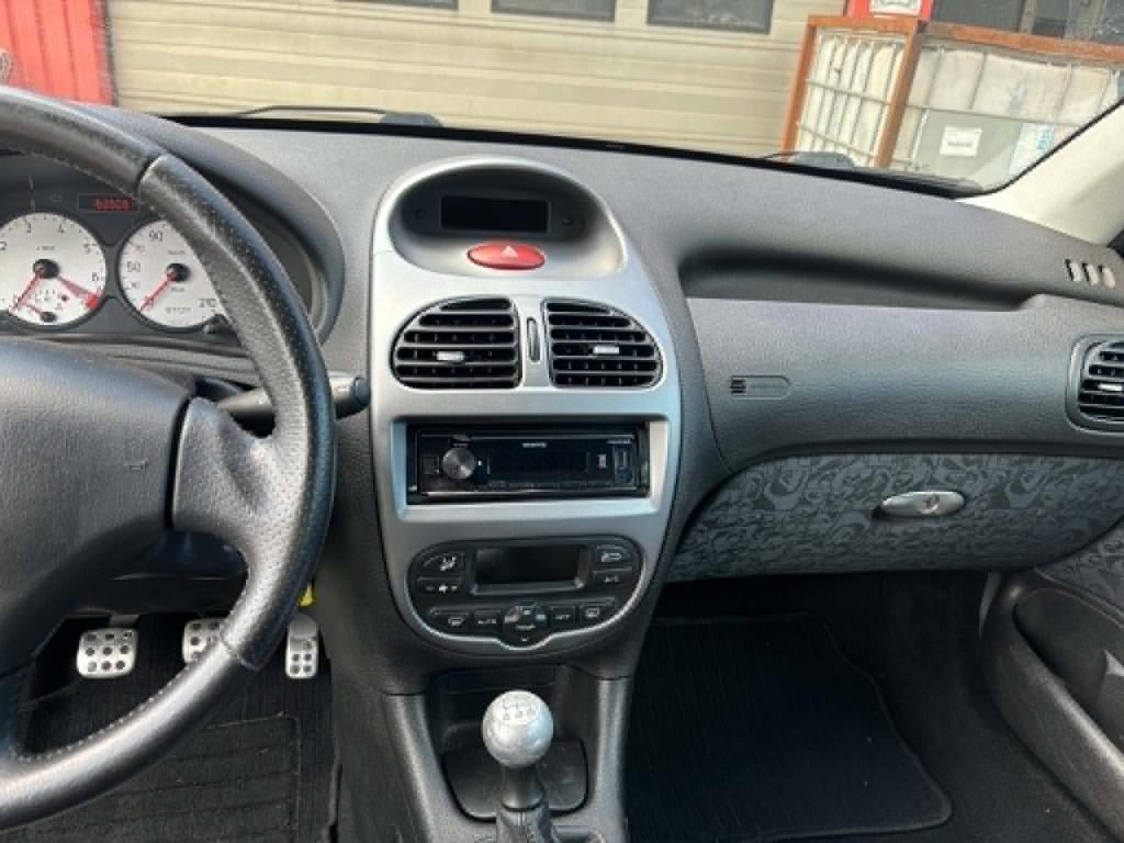 Peugeot 206 1.4-16v quiksilver