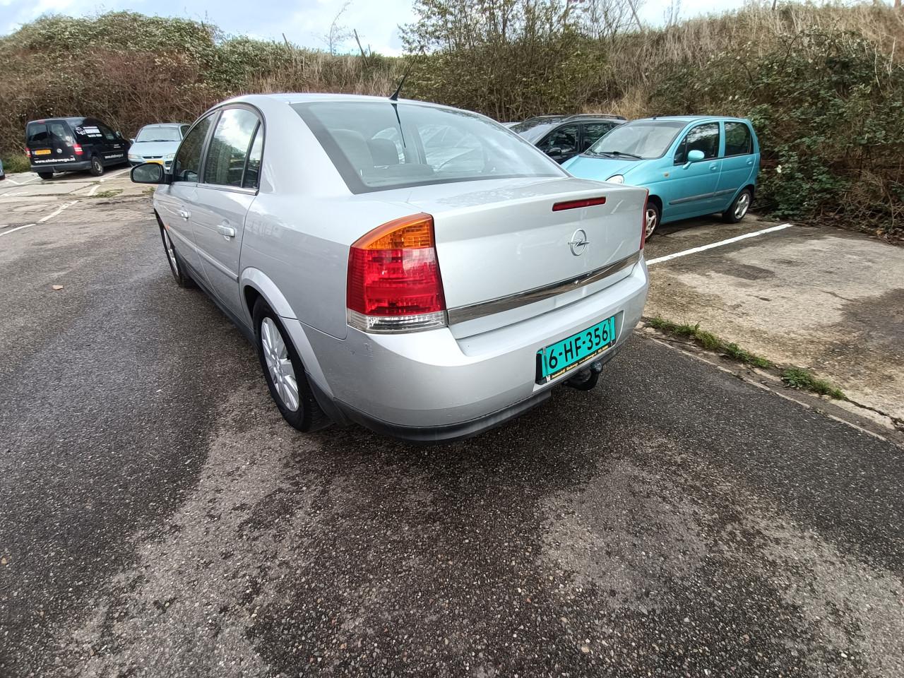 Opel vectra 1.8 2003