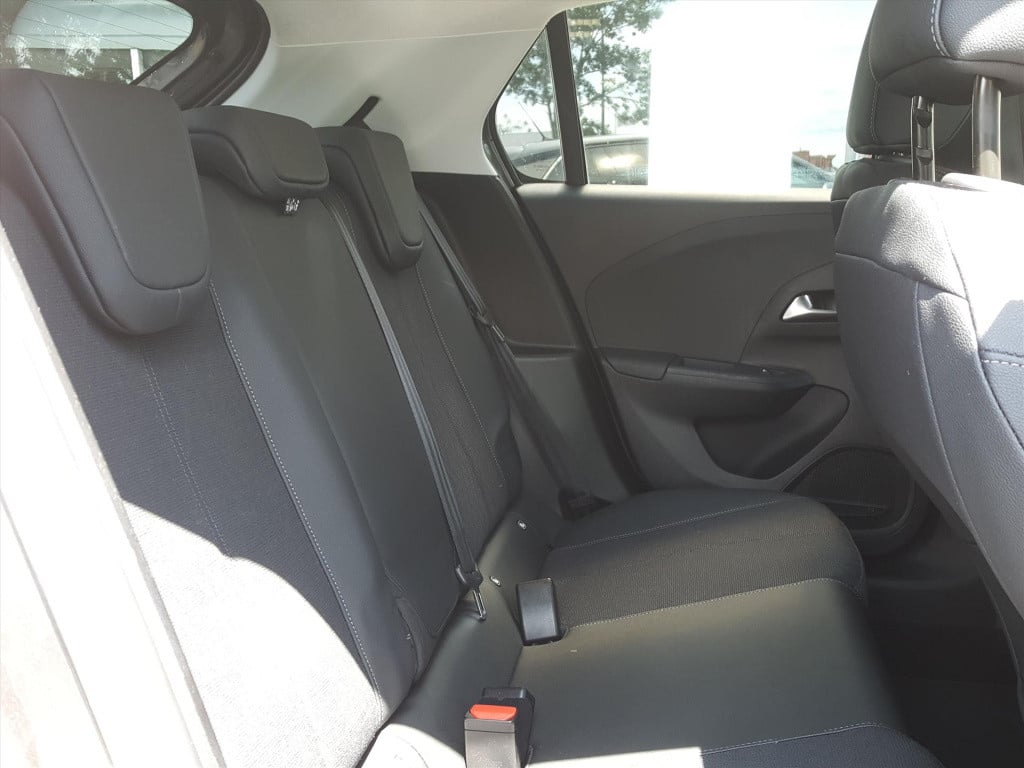 Opel Corsa 1.2 turbo start/stop 100pk elegance navigatie via apple carplay 