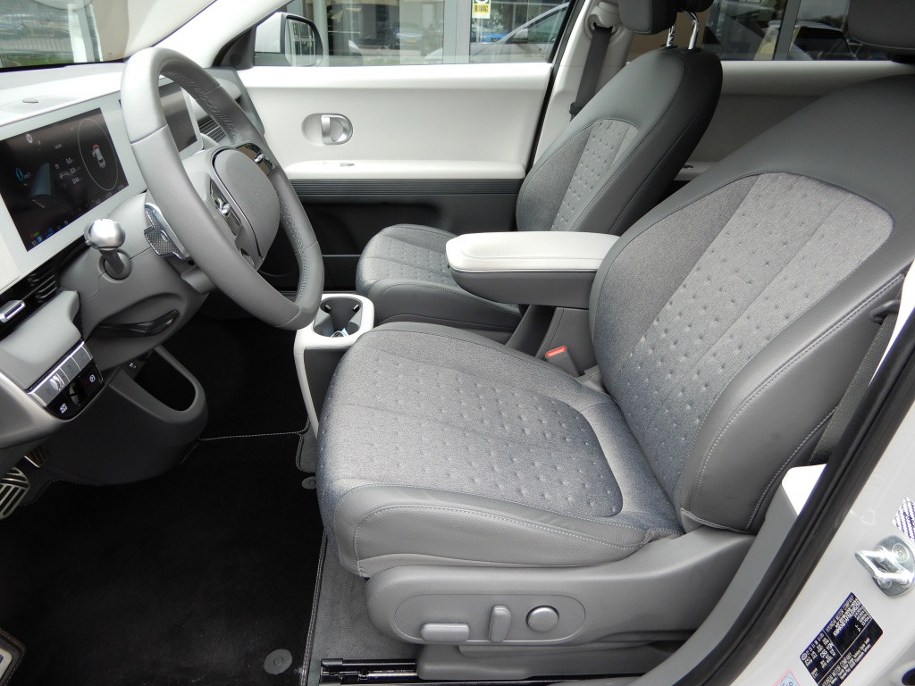 Hyundai Ioniq 5 connect 73kwh | zeer nette auto! | 1e eigenaar | navigatie 