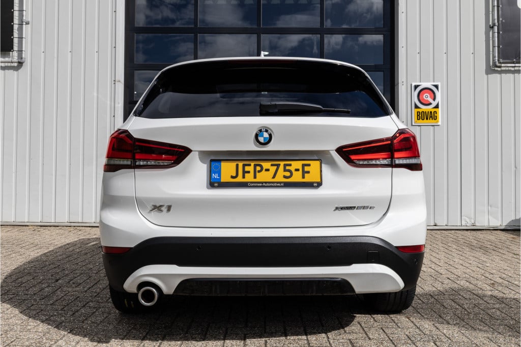 BMW X1 xdrive25e edrive sport line ✅pano✅18inch✅sportst