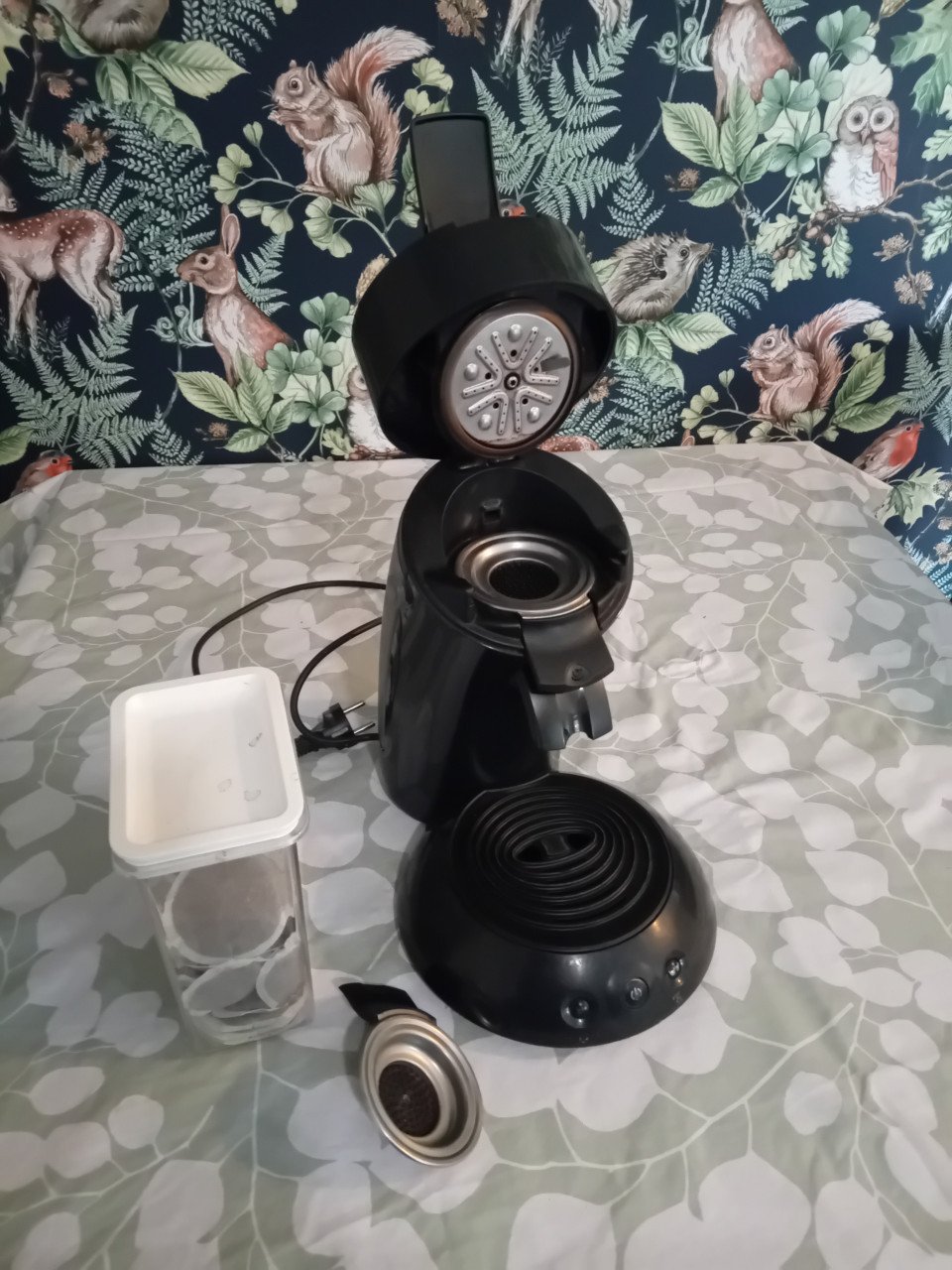Koffie zet apparaat voor op.de camping