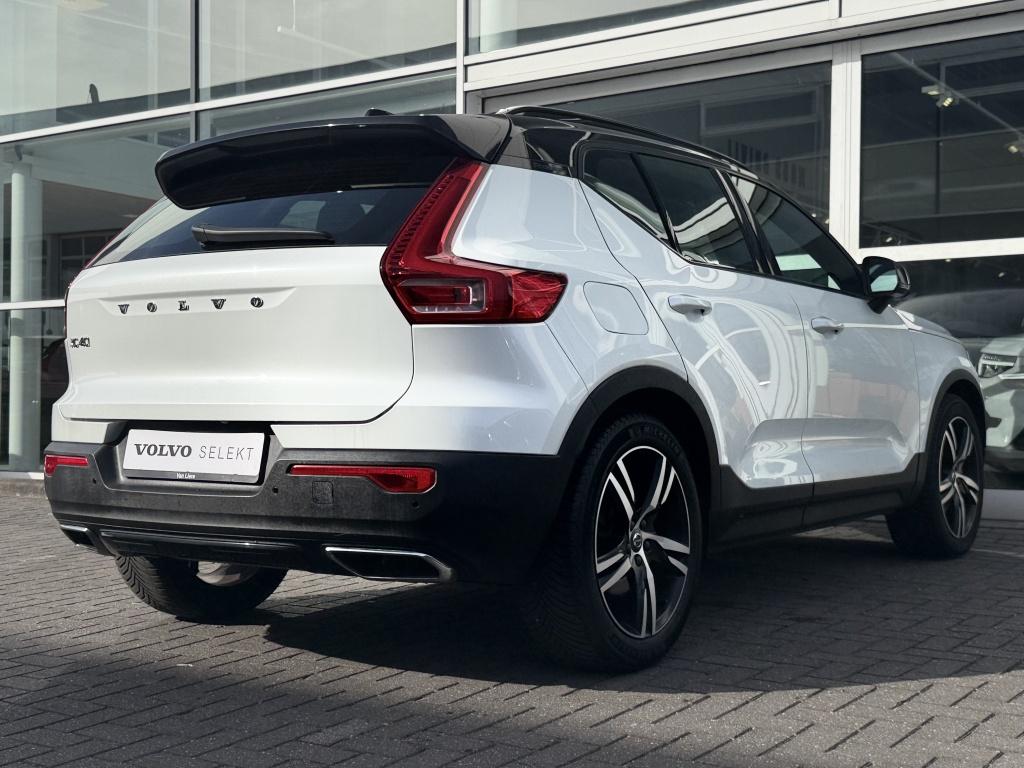 Volvo XC40 t4 190pk aut8 r-design| camera| trekhaak| elek.stoel| stoel.verw