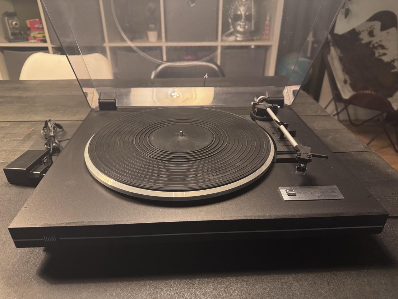 Dual CS430 platenspeler